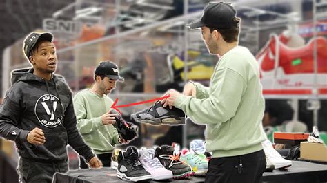 fake stealing shoes prank|Stealing Shoes at Sneaker Con! Twin Prank .